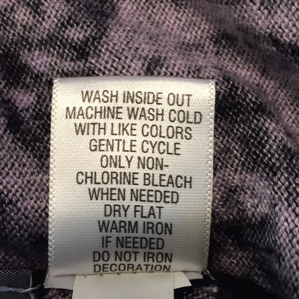 Dana Buchman black/purple sweater w keyhole neck - Picture 6 of 6